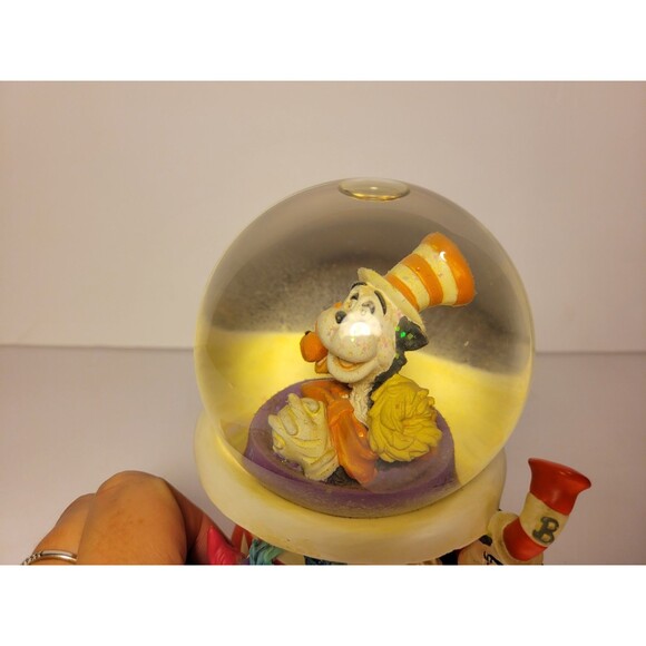 Dr. Seuss The Cat in the Hat Snowglobe In A Hat That’s What Friends Are For - Picture 14 of 16
